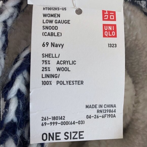 Uniqlo Cable Knit Scarf Blue White Infinity Fleece Lined Snood NWT - Picture 3 of 7